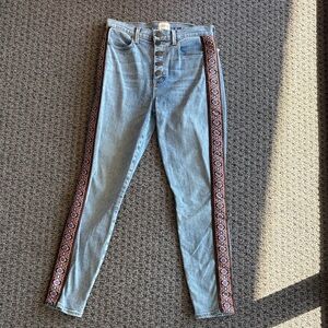 Alice + Olivia Light Blue Skinny Jeans with Embroidery